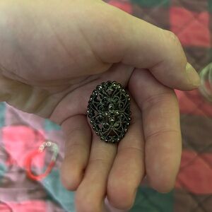 Elegant Black Filigree Ring